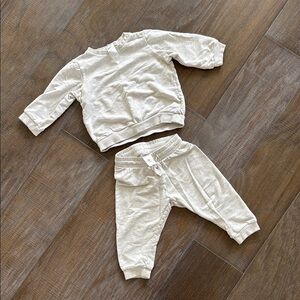H&M Baby Organic Lounge 2pc Set in Cream (Size 12mo)
